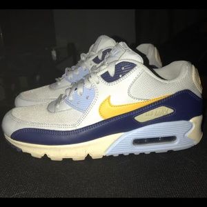 Nike Air Max 90 “Vintage Yellow” Size 7.5